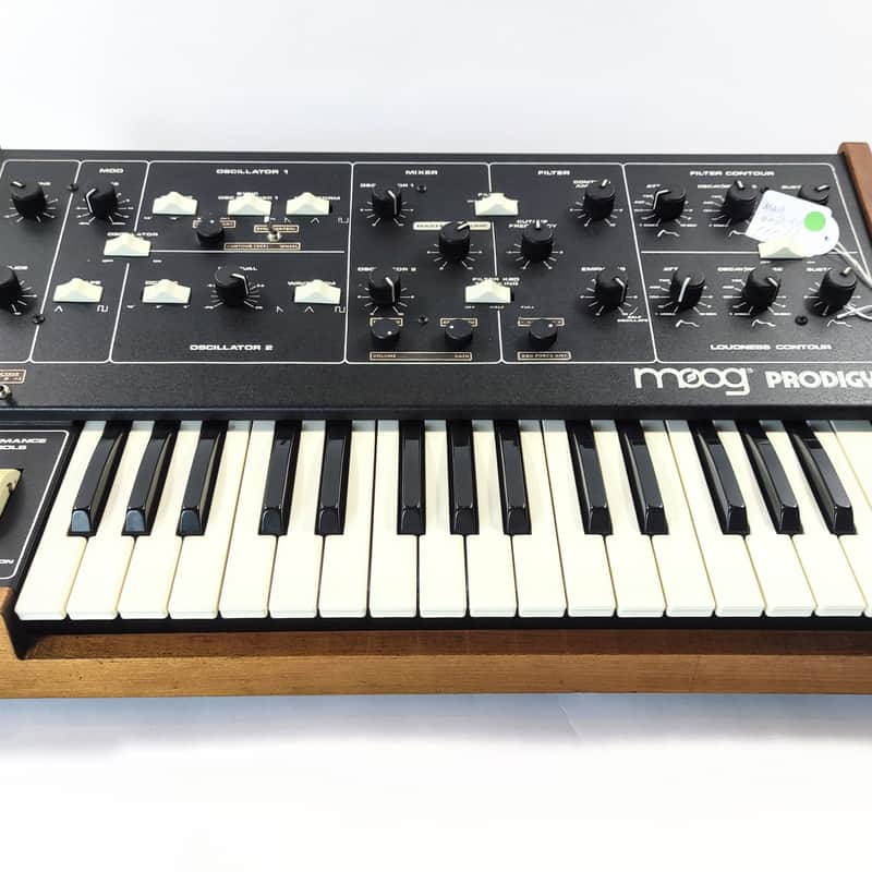 1979 – 1984 Moog Prodigy 32-Key Monophonic Analog Synthesizer …