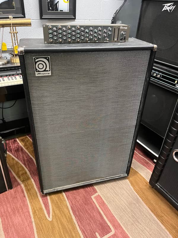 Ampeg 2x15 Bass Cabinet image 1