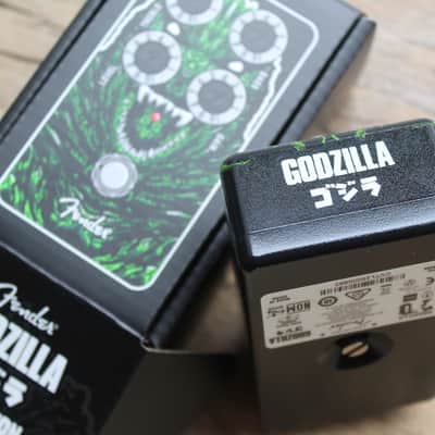 FENDER Godzilla Distortion Black / Green Graphic image 2