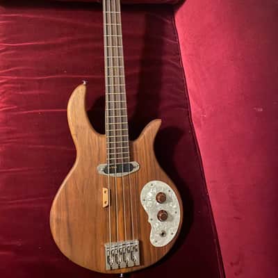 Birdsong Short Bass 2013 Natural image 1