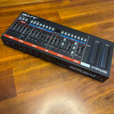 Roland JU-06 Boutique Series Digital Synthesizer Sound Module 2015 - Present - Black image 3
