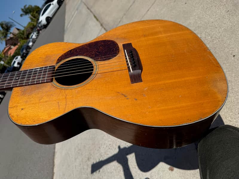 1943 Martin 000-18 Vintage Acoustic Guitar - w/ Case image 1