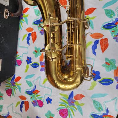 GC Conn 10M TENOR SAXOPHONE NAKED LADY 1946 1946 image 12