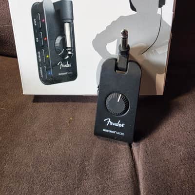 Fender Mustang Micro Guitar Headphone Amp 2021 - Present - Black image 2