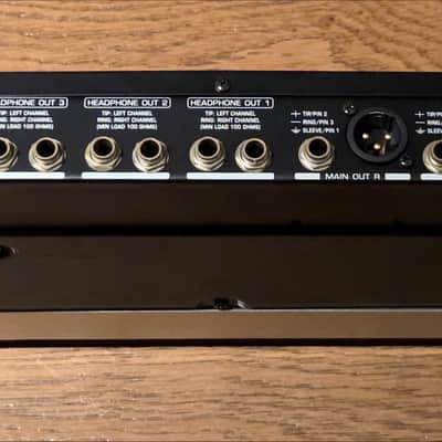 Behringer Powerplay Pro HA4600 4-Channel Headphone Amplifier 2000s - Black / Silver image 3