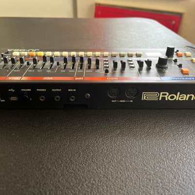 Roland JU-06A Boutique Series Synthesizer Module 2019 - Present Black image 5