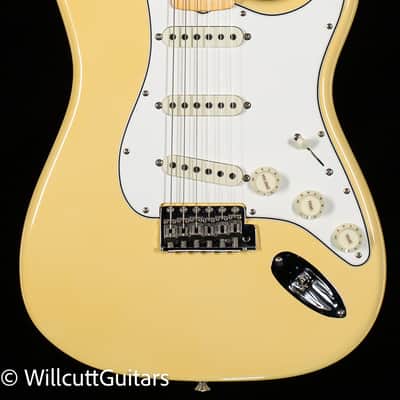 Fender Custom Shop 1968 Stratocaster Deluxe Closet Classic Aged Vintage White (769) image 3
