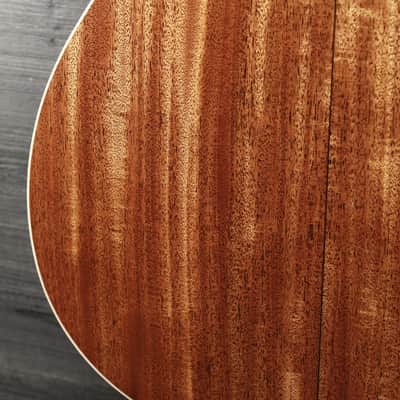 Martin Custom Shop 00-18 Style Premium Mahogany / Bearclaw Engelman image 13
