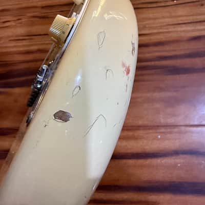 Fender St72 1985 Scalloped - Cream White image 15