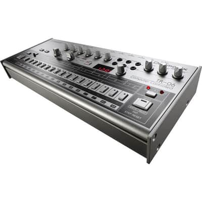 Roland TR-06 Drumatix Rhythm Performer image 3