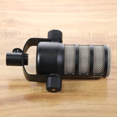 RODE PodMic Cardioid Dynamic Podcasting Microphone 2019 - Present - Black image 4