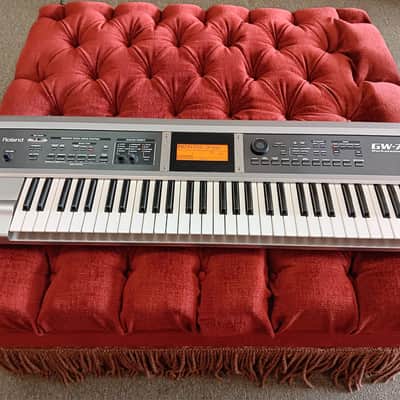 Roland GW-7 61-Key Workstation Keyboard image 2