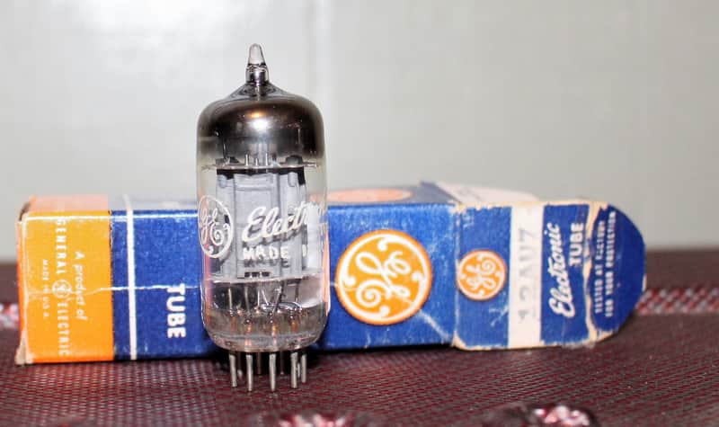 GE 12AU7 ECC82 PERFECT BALANCE LONG LADDER PLATE FAT D GETTER NOS++ NIB VINTAGE 1958 image 1
