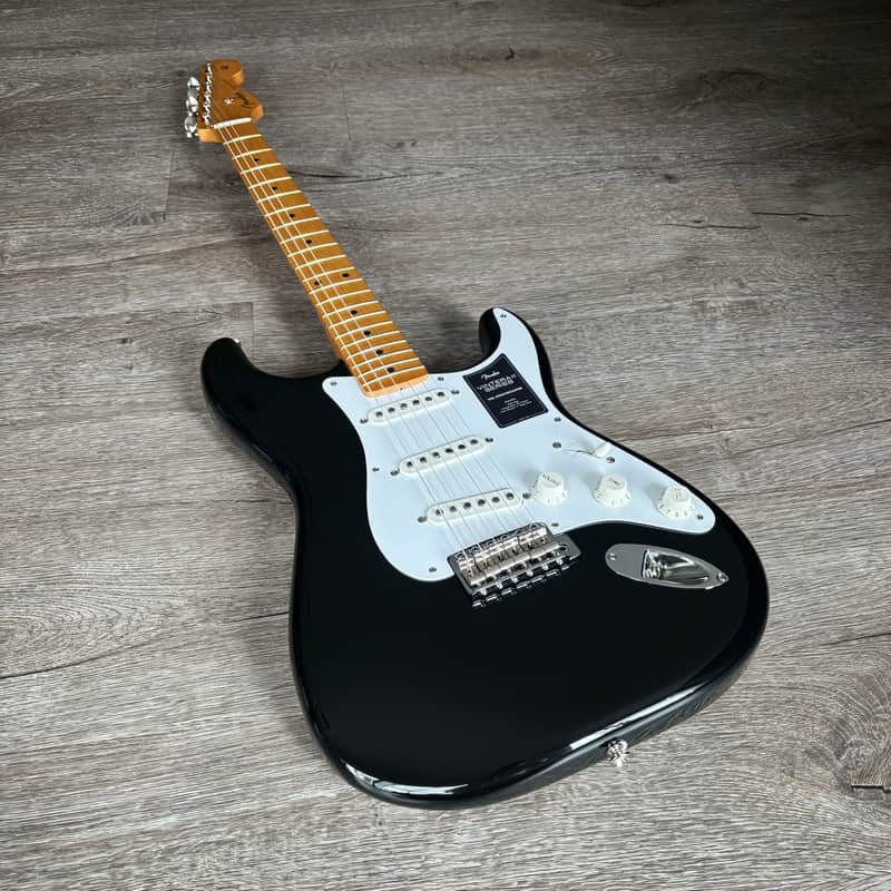 Fender Vintera II '50s Stratocaster with Maple Fretboard 2023 - 2026 - Black