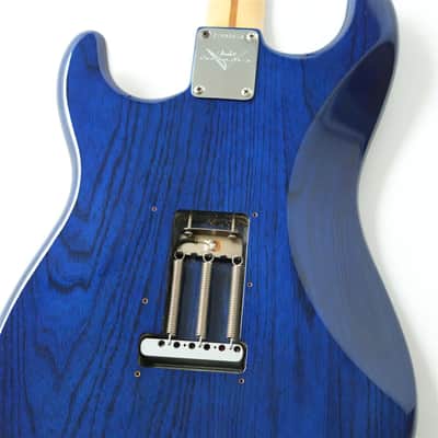 Fender Custom Shop Classic Player Stratocaster 2005 - Cobalt Blue Transparent image 12