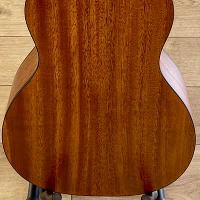 Alvarez AP66SHB Parlor 2010s - Shadowburst image 4