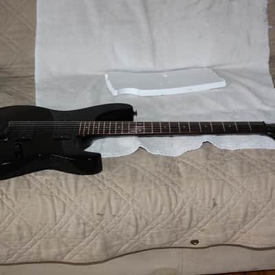 1998 Kramer Baretta Neck-Thru-Made by Gibson,OHSC, String Thru, Gotoh Locking, 3 pc Neck, Hard Tail! image 10