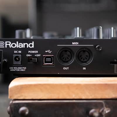 Roland TR-8S Rhythm Performer Drum Machine image 10
