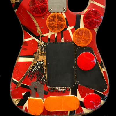 EVH frankenstrat Lefty franky type 2018-2023 - Black & Red, White image 8