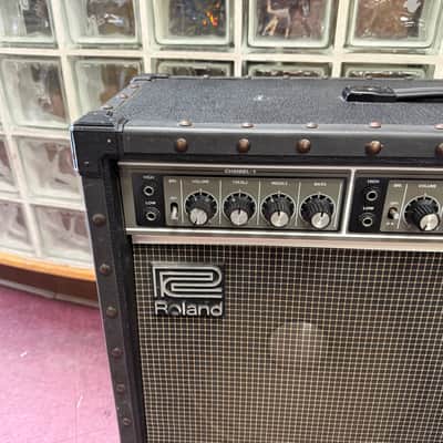 Used Roland JC-120 Jazz Chorus 2-Channel 120-Watt 2x12" Guitar Solid State Combo Amp Amplifier 1975 - 1993 - Black image 3