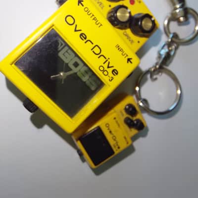 Boss Rare OD-3 desk clock 1998 & Keyring image 2