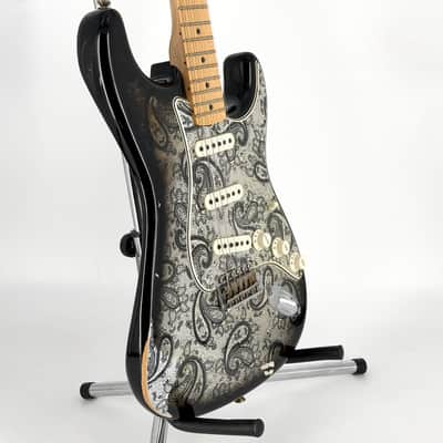 2018 Fender Custom Shop Limited Edition ’68 Stratocaster Relic - Black Paisley - Trades image 9