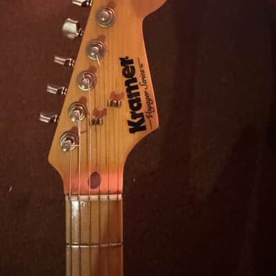 Kramer Voyager Strathead 1981 - Lightning bolt image 7