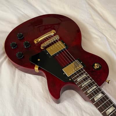 2009 Gibson Les Paul Studio with Gold Hardware - Wine Red Gloss - Free Pro Setup image 3