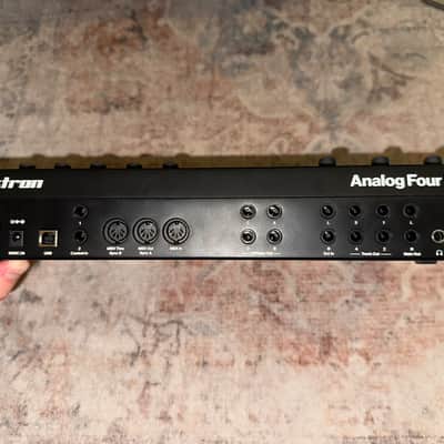 Elektron Analog Four MKII 4-Voice Tabletop Analog Synthesizer 2020 - Present - Black image 4