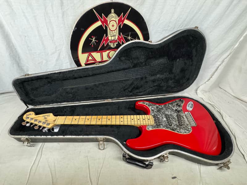 Fender Limited Edition '94 American Special Stratocaster Guitar with Case 1994 - Lipstick Red / Maple neck