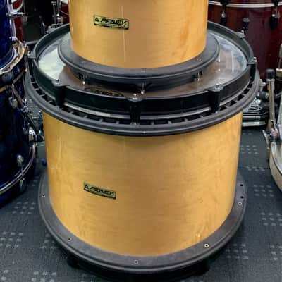 Peavey Radial Pro 750 Drum Kit 12, 14, 22 1990s Natural image 1