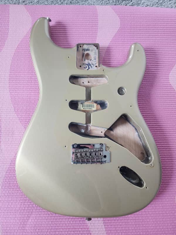 Fender Classic 50s Stratocaster 2014 - Shoreline Gold Body