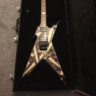 Dean Razorback Bone Shards Graphic (Dimebag Darrell, Pantera) With Original Dean Case image 1