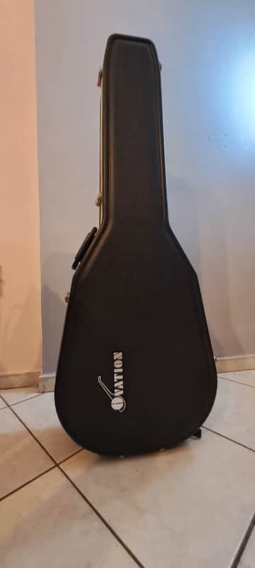 Ovation Ovation Mid Depth Acoustic Guitar Case 2000-2020 - Black image 1