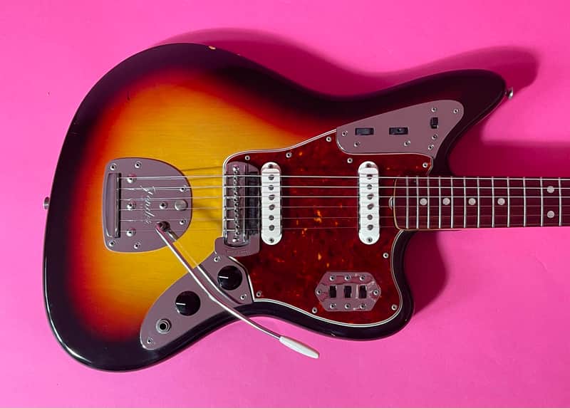 Fender Jaguar 1965 Super Clean- 3-Color Sunburst 100% Original image 1