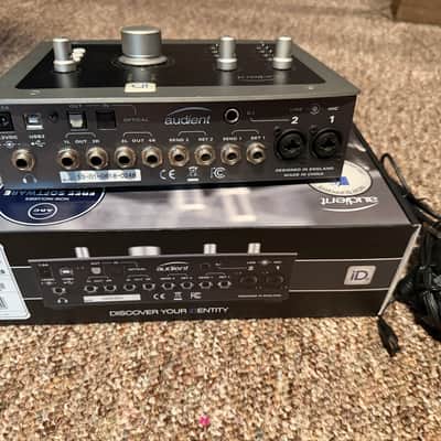 Audient iD22 Desktop USB Audio Interface 2010s - Black image 3