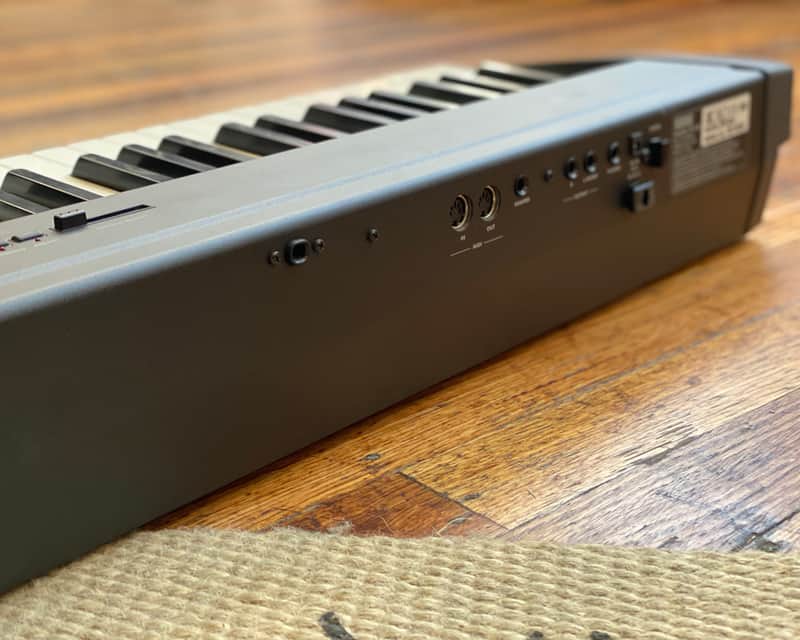 KORG コルグ　SP-200 88鍵ピアノ KORG SP-200 Stage Piano | Musician's Friend