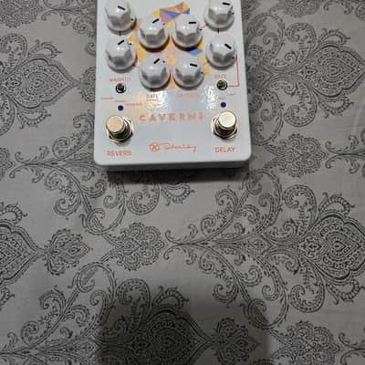 Keeley Caverns Reverb / Delay V2 2017 - Present - White image 1