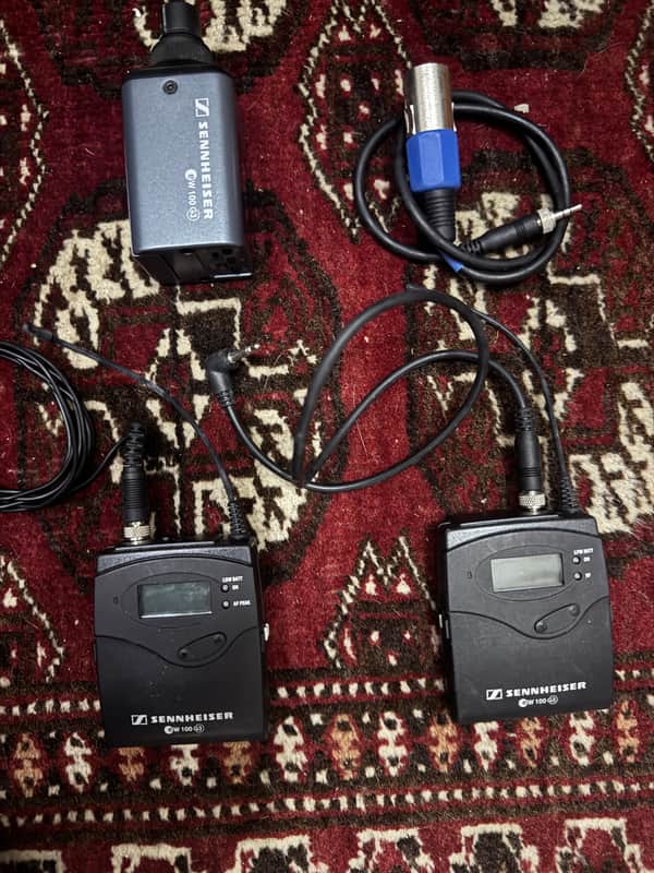 Sennheiser Sennheiser Ew100 G3 SK100 Sender and EK100 Receiver SK100 G3 and Tentacle Levallier Mic 2018 - Black image 1
