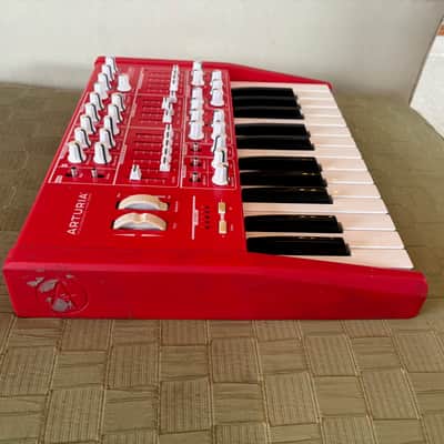 Arturia MiniBrute Red 25-Key Synthesizer 2012 - 2018 - Red image 4