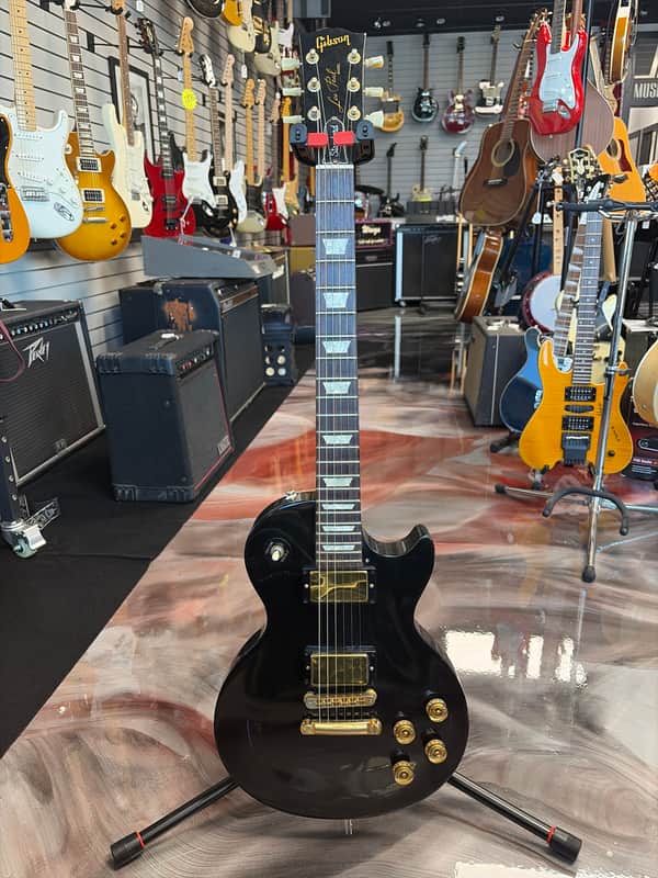 Gibson Les Paul Studio with Rosewood Fretboard