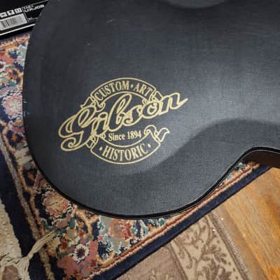 Gibson Byrdland 2001 Sunburst lightly played image 3