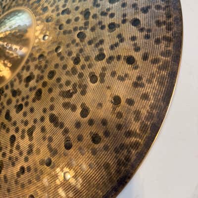 Paiste Signature Dark Energy 21" Mk1 Ride Cymbal 2547g image 5