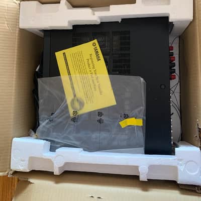 Yamaha RX V1400 6.1 Channels with remote and original box image 6