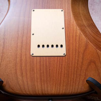 FENDER USA Rarities Series Quilt Maple Top American Original '60s Stratocaster "Natural + Rosewood" (2019) image 17