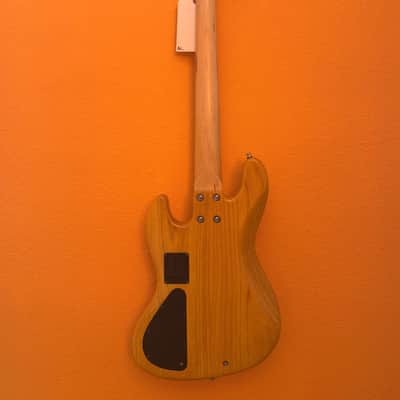 Mike Lull M5V 5 String Jazz Bass - Natural image 6