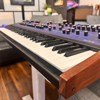 Dave Smith Instruments Poly Evolver 61-Key 4-Voice Polyphonic Synthesizer 2005 - 2011 - Blue with Wood Sides image 3