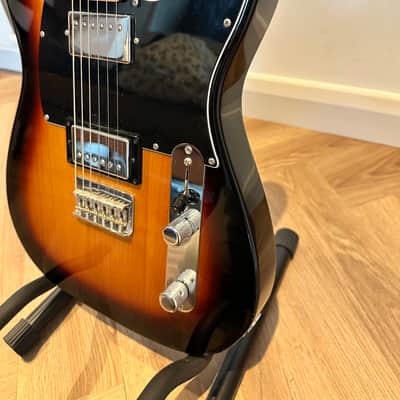 Fender Player Telecaster HH – 3 Tone Sunburst – Pau Ferro – Excellent Condition image 2