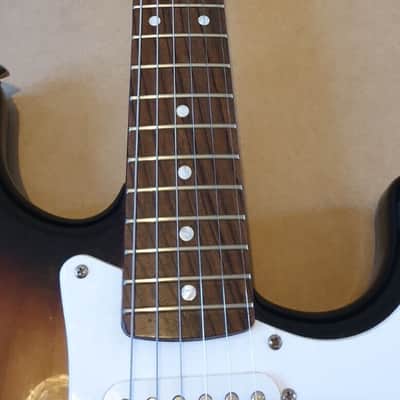 Squier by Fender Affinity Stratocaster 20th Anniversary Tobacco Sunburst Strat image 4
