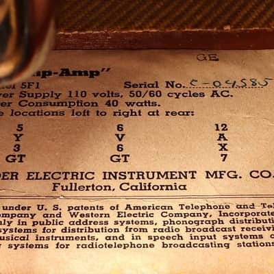 1957 Fender Champ Amp Tweed 5F1 - Narrow Panel image 7